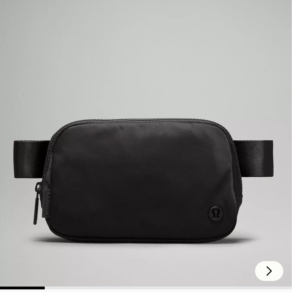 Lululemon belt bag